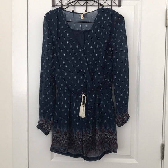 Long sleeve romper - Picture 1 of 1